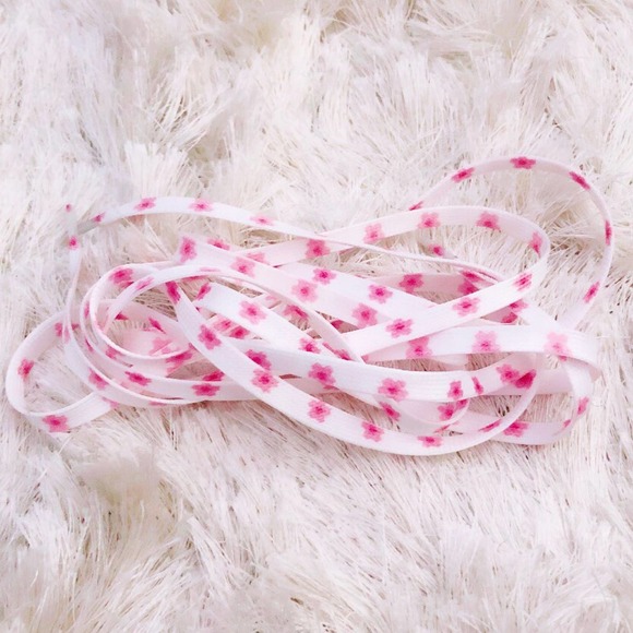 🌸WMNS PINK LOLITA CHUCK STYLE SNKRS FLOWER CHARMS NEW (8)🌸 - Picture 4 of 10